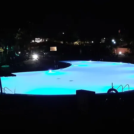Tatil Evi Oasis Waves House *